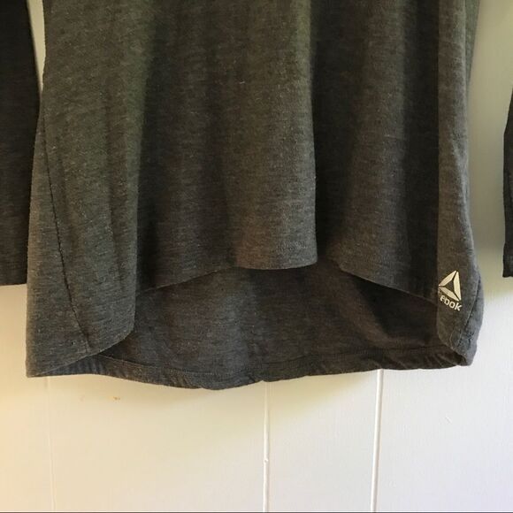 Reebok Open Back Long Sleeve Fitness Top (M) - Picture 6 of 10